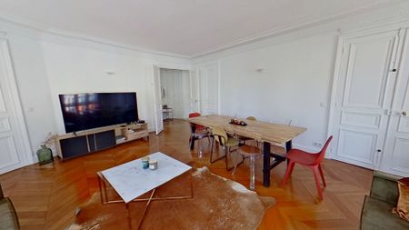 Location Appartement 5 pièces 140m² - Photo 3