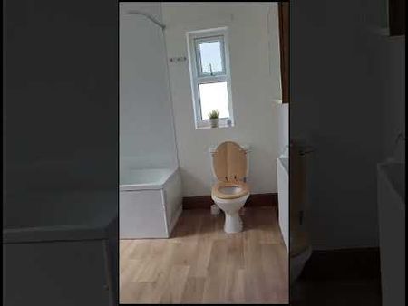 Room in a Shared House, Horsham Street, M6 - Photo 3