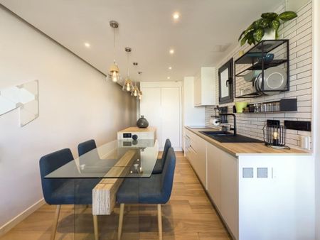 2 room luxury penthouse for rent in Barcelona, Catalonia - Photo 5