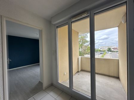 Location Appartement 2 pièces 37m² AGEN 47000 - Photo 5