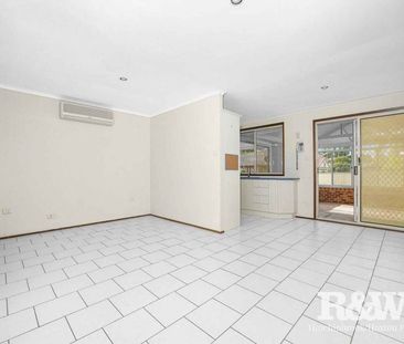 Charming Family Home in Currans Hill - Photo 1