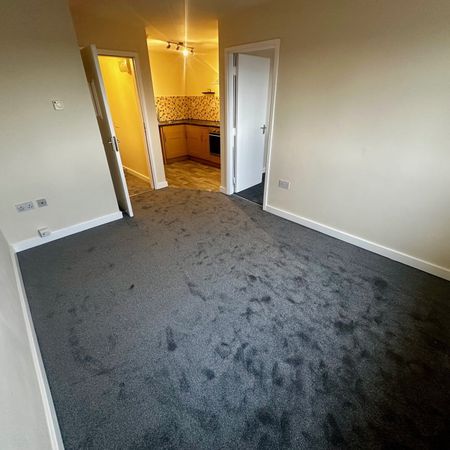 RIPLEY, DERBYSHIRE - Photo 4