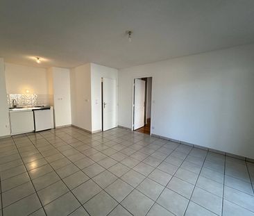 Appartement 2 pièces – OULLINS PIERRE BENITE - Photo 3