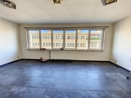 Anderlecht Bel appartement lumineux de 80m2, dans un petite immeuble de 3 appartements - Foto 2