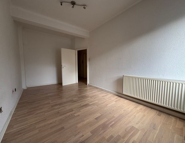 Charmante 2-Zimmer-Wohnung im Herzen der Düsseldorfer Altstadt - Photo 1