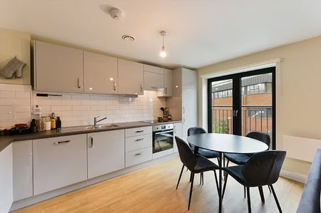 2 bedroom apartment - Photo 5