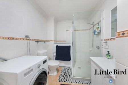 Stylish one-bedroom apartment in leafy Karelia Park - Photo 4