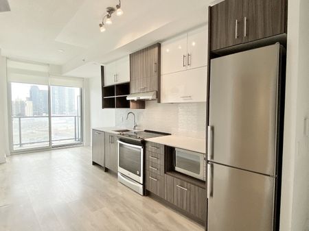 For Lease - 128 Fairview Mall Drive Unit# 901, Toronto, Ontario - Photo 3
