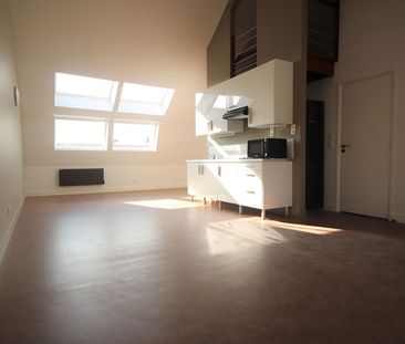 Location Appartement 2 pièces 57m² LILLE 59000 - Photo 4