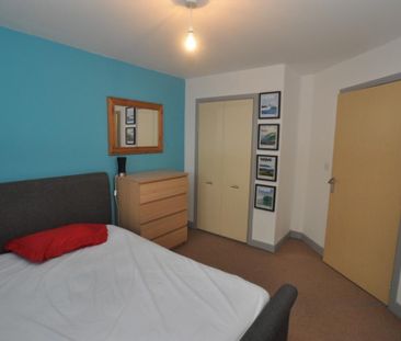 2 bedroom flat to rent - Photo 3