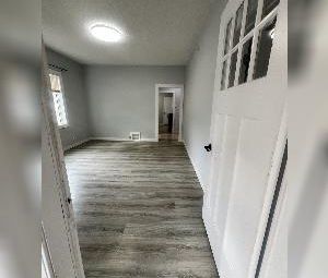 5 Bed 2 Bath Single Garage Home For Rent Edmonton - Photo 5