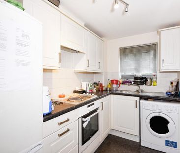 2 bedroom apartment to rent - Photo 6