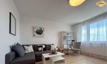 METROPOLITAN │Slnečný 3i byt s balkónom po rekonštrukcii - Photo 2