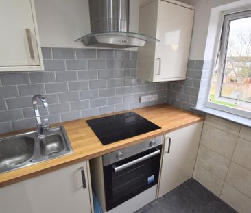 2 bedroom maisonette to rent - Photo 1