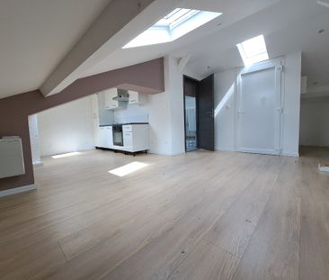 Location Appartement 2 pièces 30m² - Photo 2