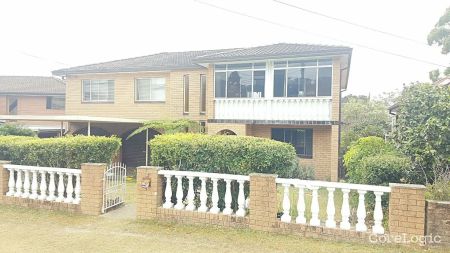 “Quality family home in convenient location” - Photo 2