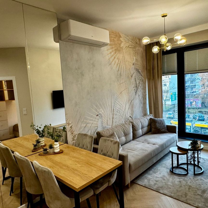 Mieszkanie do wynajęcia - Warszawa, Aleja „Solidarności” - Zdjęcie 1