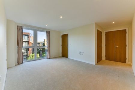 3 bedroom apartment to rent - Photo 3