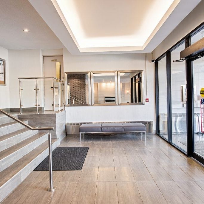 Pacific Way Apartments - Photo 1