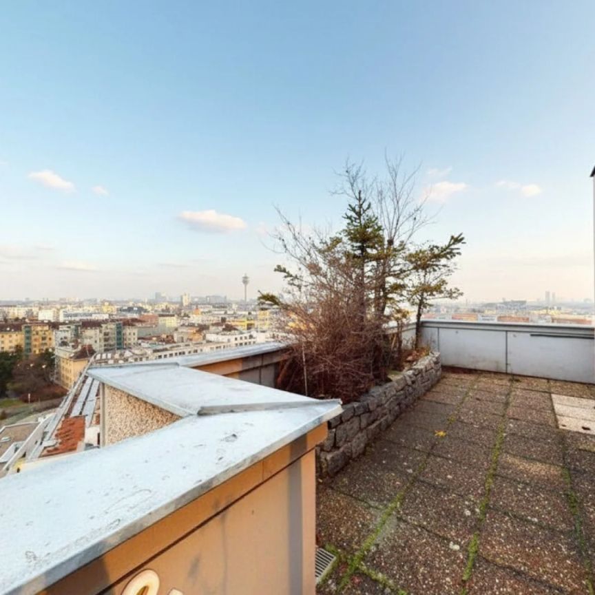 ÜBER DEN WOLKEN - DACHGESCHOSSWOHNUNG MIT WEST- UND NORDTERRASSE - Photo 1