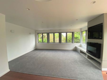 Orakei Four Bedrooms - Photo 4