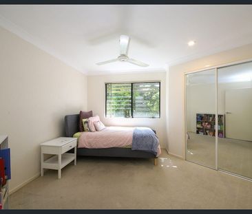 Modern Apartment in the heart of Coorparoo - Photo 3