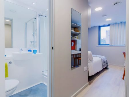 Block A Silver En Suite Floors 1-6 - Photo 3