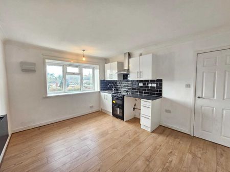 Allan Grove, Romsey - Photo 5