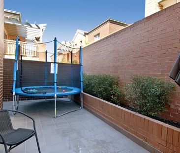 Home For Rent - Photo 4