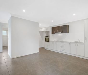 Smart, Low-Maintenance Living – Modern Dual-Occupancy Gem - Photo 3