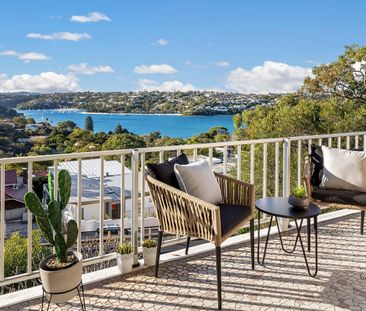 Freshly Painted With Stunning views of iconic Middle Harbour - Photo 3