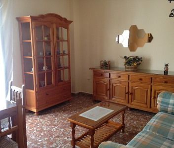 Middle Floor Apartment | Nerja | €350/Month - Photo 3