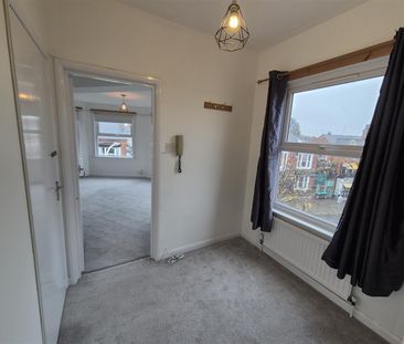 1 Bed Flat - Photo 5