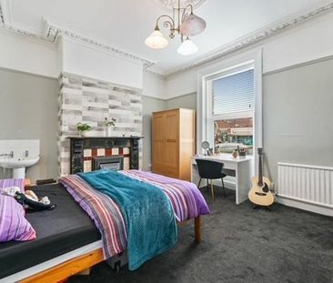 7 bedroom terraced house to rent - Photo 4