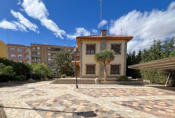 5 room luxury Detached House for rent in Elche, Spain