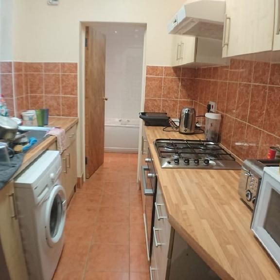 4 bedroom house to rent - Photo 1