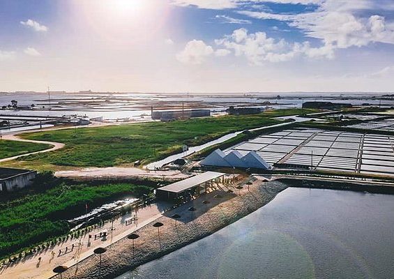 Apartamento T2 Mobilado na Praia da Barra.