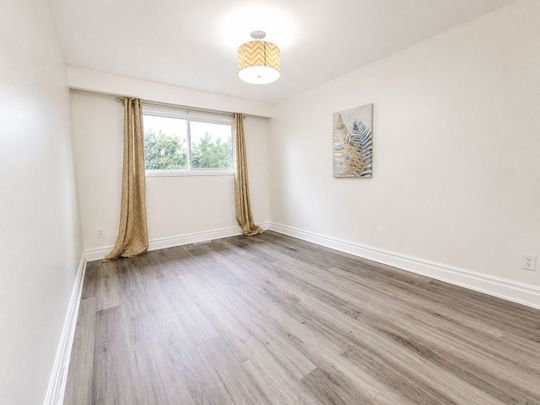 For Lease - 88 B Bernick Drive Unit# UPPER, Barrie, Ontario - Photo 1