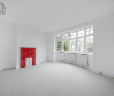 5 bedroom detached house to rent - Photo 2