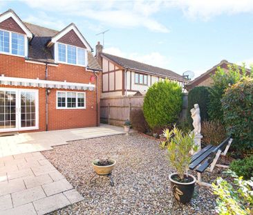 3 bedroom detached house to rent - Photo 4