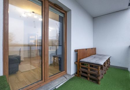 Słoneczne mieszkanie z miejscem postojowym - Photo 2