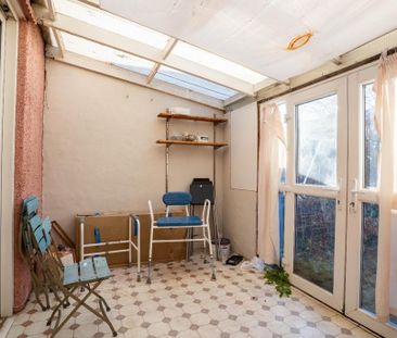 3 bedroom semi-detached house to rent - Photo 6