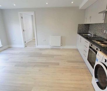 High Street, Guildford, GU1 - Photo 3