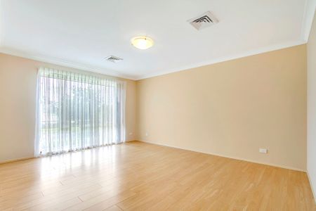 2 Bindon Place, Kellyville. - Photo 4