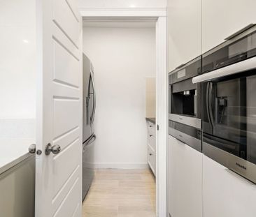Maison à paliers multiples à louer à Westmount - Photo 2