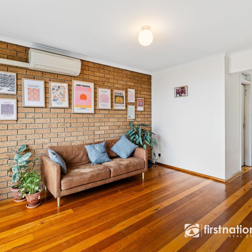 Comfortable & Convenient Living - Photo 1