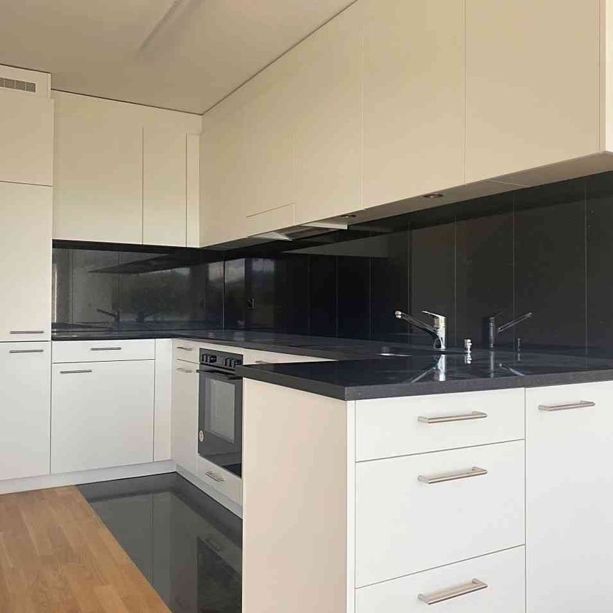 4.5 Zimmer, 85 m², 8. Stock - Photo 1