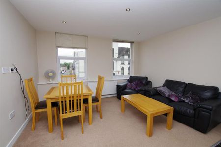 1 bedroom flat to rent - Photo 2