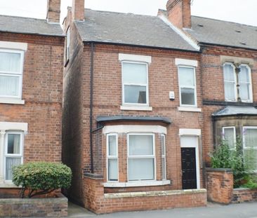 4 Bed Semi-Detached House, Montpelier Road, NG7 - Photo 2