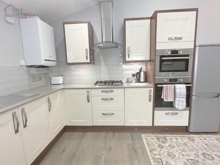 2 bedroom apartment to rent - Photo 2